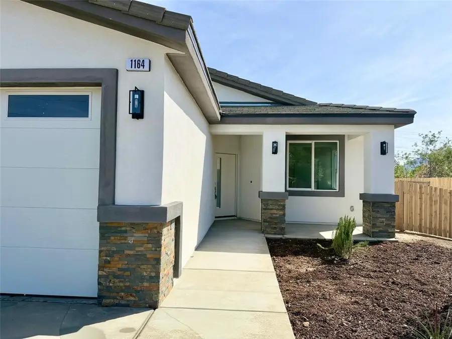 1164 N Hermosa Avenue, Banning, CA 92220 - #3