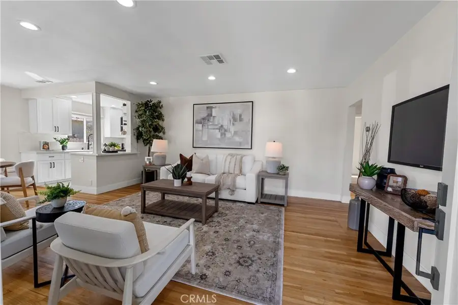 -132 S Lime Street, Orange, CA 92868 - #3