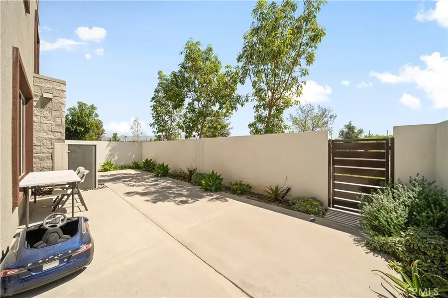 203 Lynx, Irvine, CA 92618 - #2