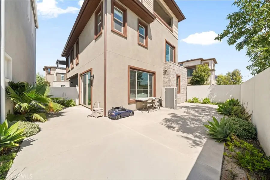 203 Lynx, Irvine, CA 92618 - #3
