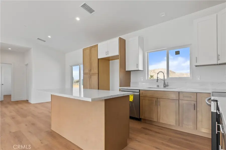 11725 Lagartijo Drive, Apple Valley, CA 92308 - #3