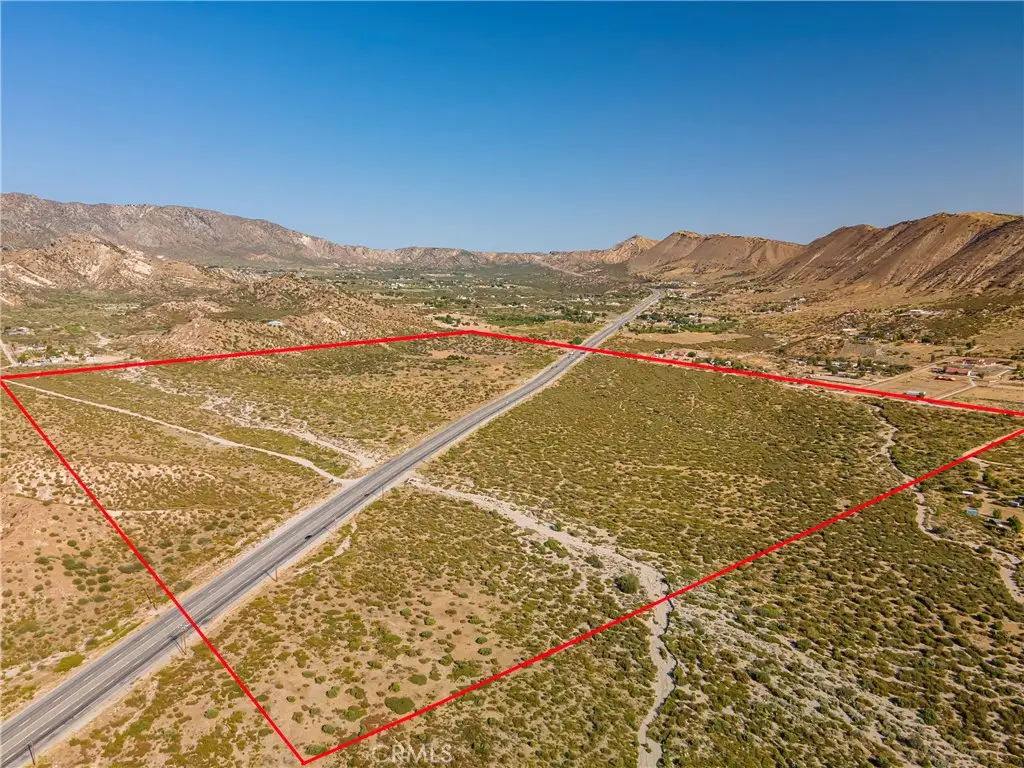 5916 Hwy 138, Phelan, CA 92371 - #1