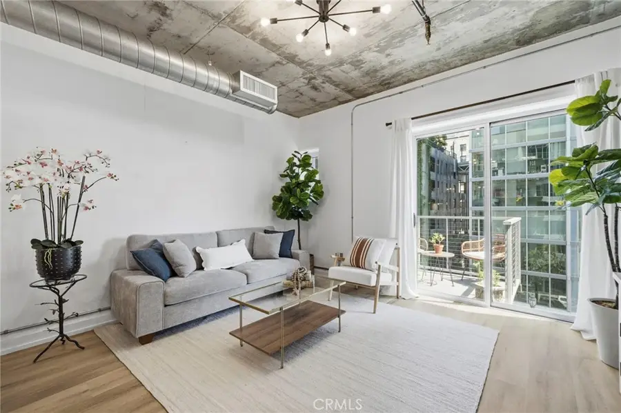 645 W 9th St #424, Los Angeles, CA 90015 - #3