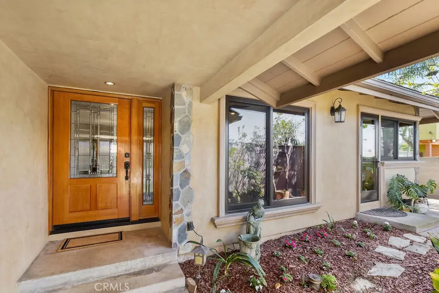 8222 Prestwick Circle, Huntington Beach, CA 92646 - #3