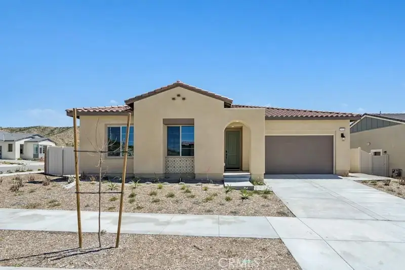 28920 Vertex Way, Santa Clarita, CA 91350 - #1