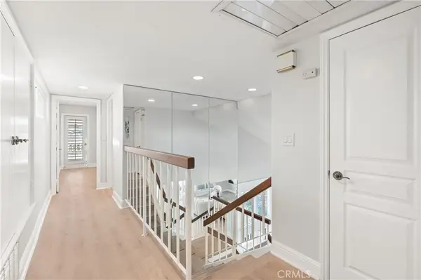 25 Lakeview #60, Irvine, CA 92604