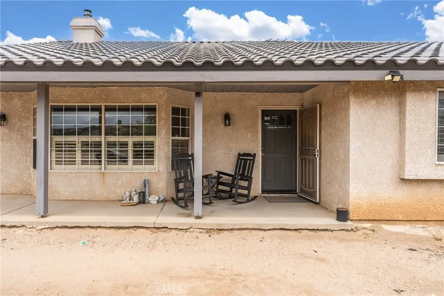 6861 Oak Hill Road, Oak Hills, CA 92344 - #3