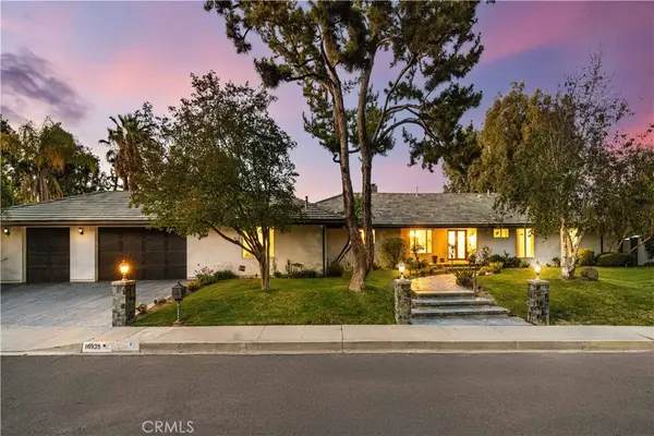 16935 Esquira Pl, Encino, CA 91436