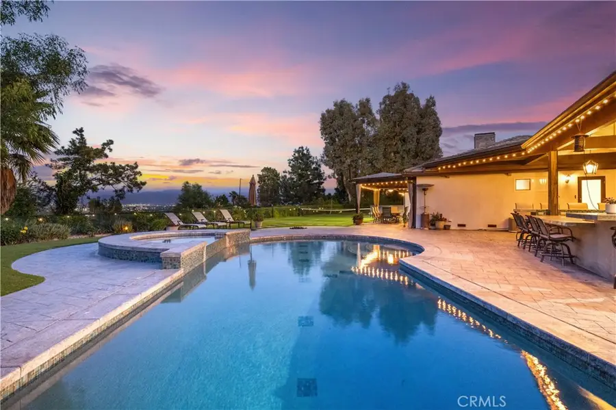 16935 Esquira Pl, Encino, CA 91436 - #3