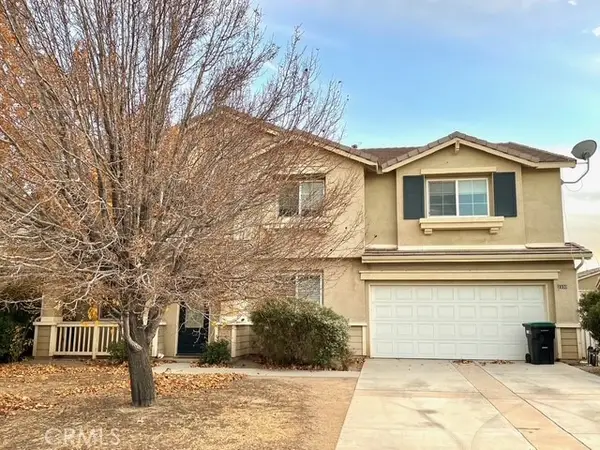 2330 W Avenue P12, Palmdale, CA 93551