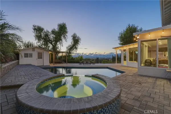 17132 Oak View, Encino, CA 91316