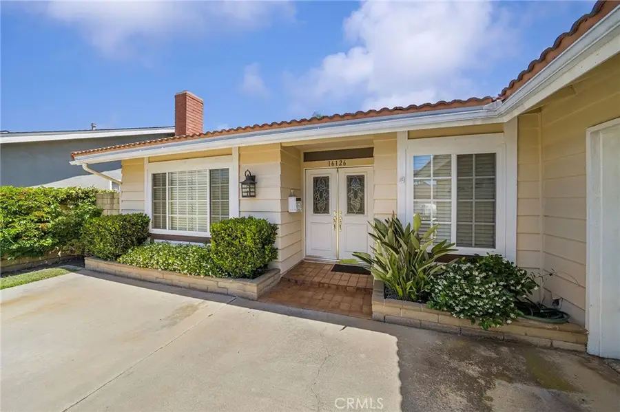 16126 Challis, Fountain Valley, CA 92708 - #2