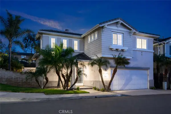 44 Willowbrook Lane, Rancho Santa Margarita, CA 92688