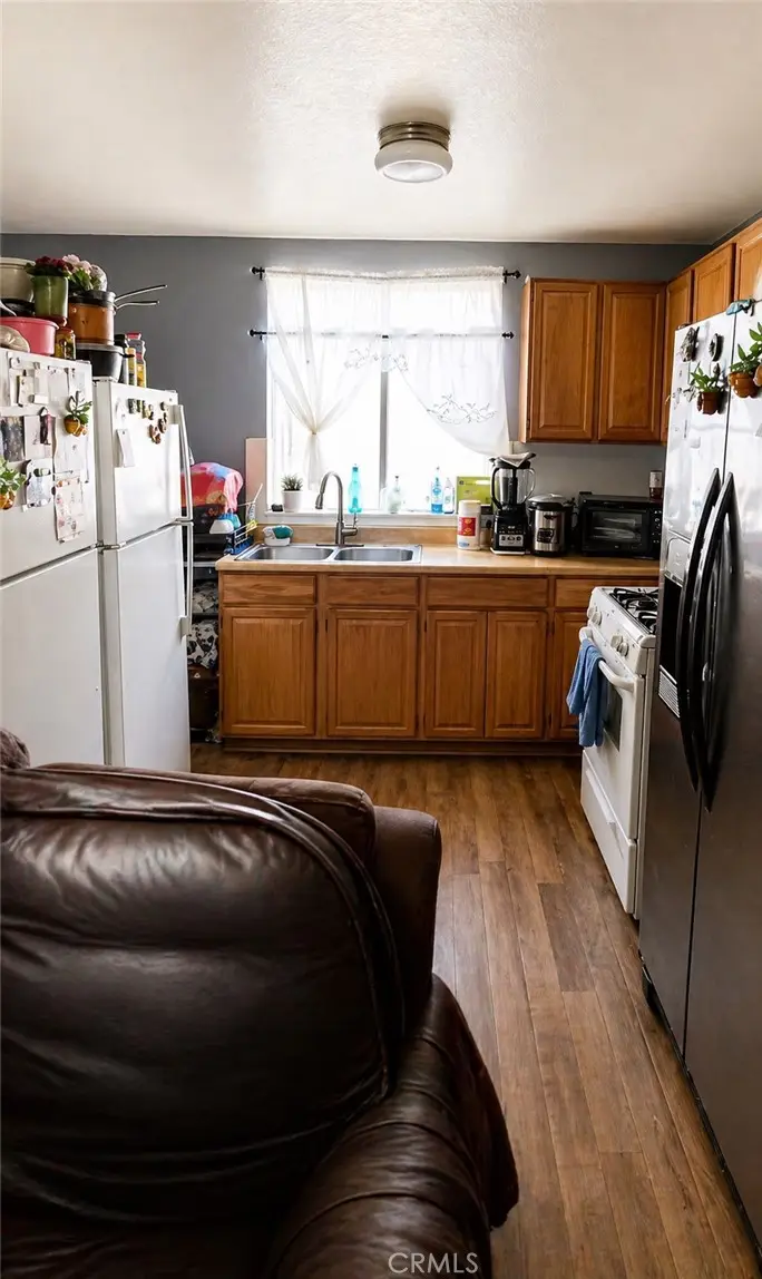 10749 Weigand Avenue, Los Angeles, CA 90059 - #2