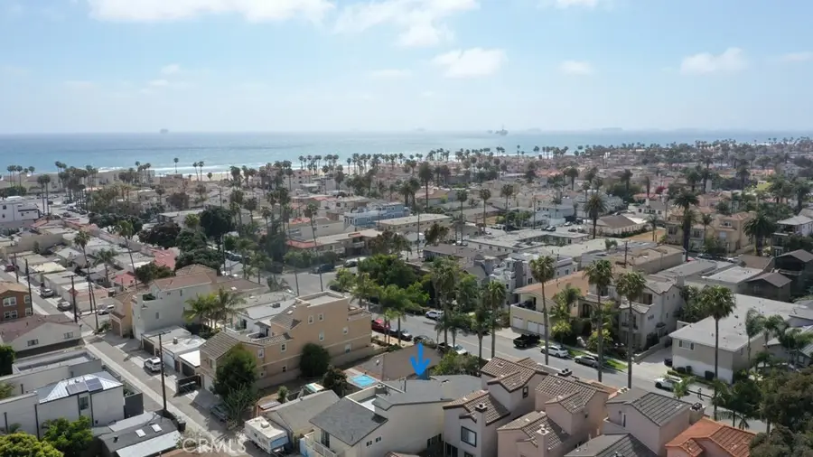 320 7th, Huntington Beach, CA 92648 - #2