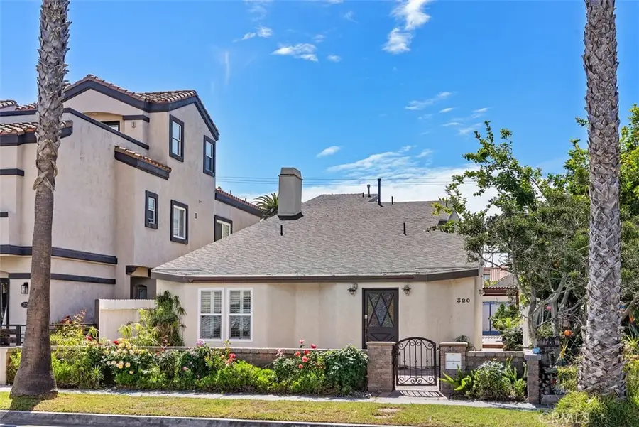 320 7th, Huntington Beach, CA 92648 - #3