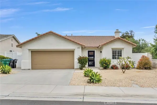 175 Paperbirch Circle, Corona, CA 92881