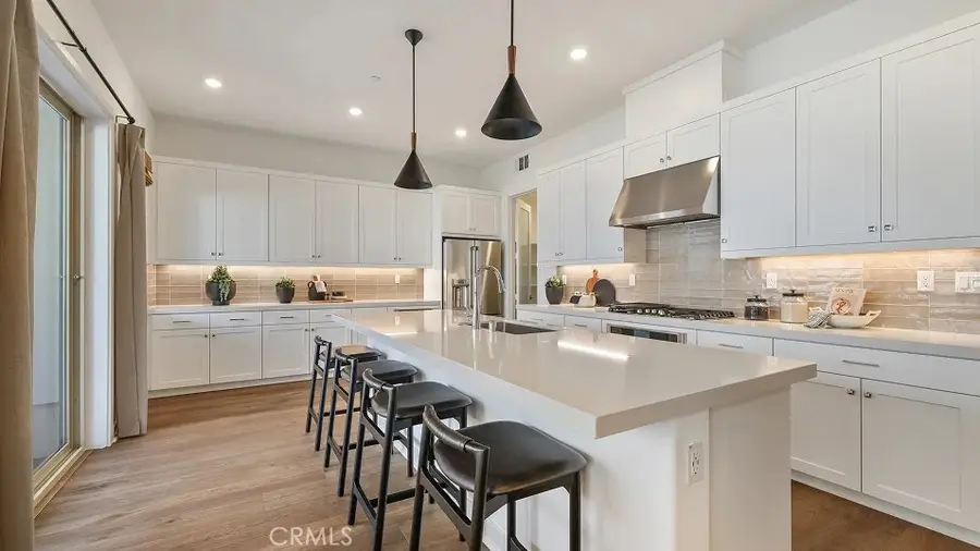 915 Walnut Terrace, Montebello, CA 90640 - #2