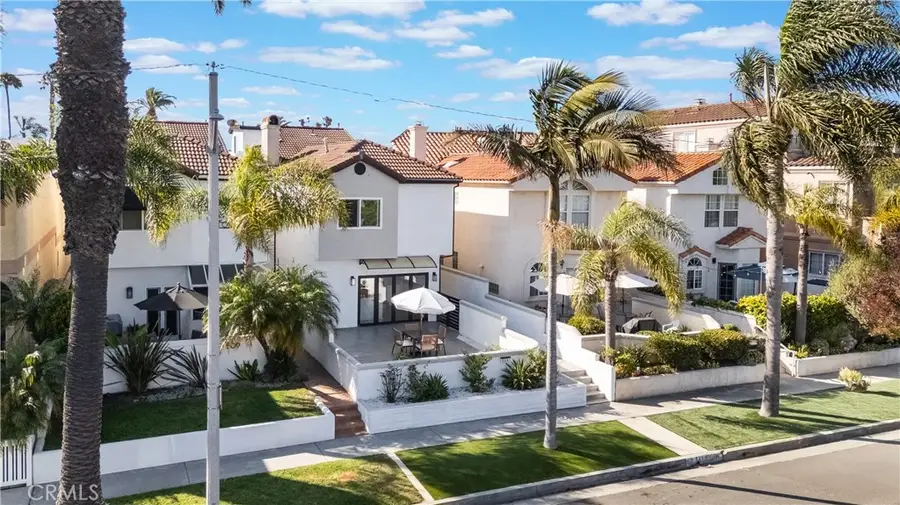 511 9th, Huntington Beach, CA 92648 - #2