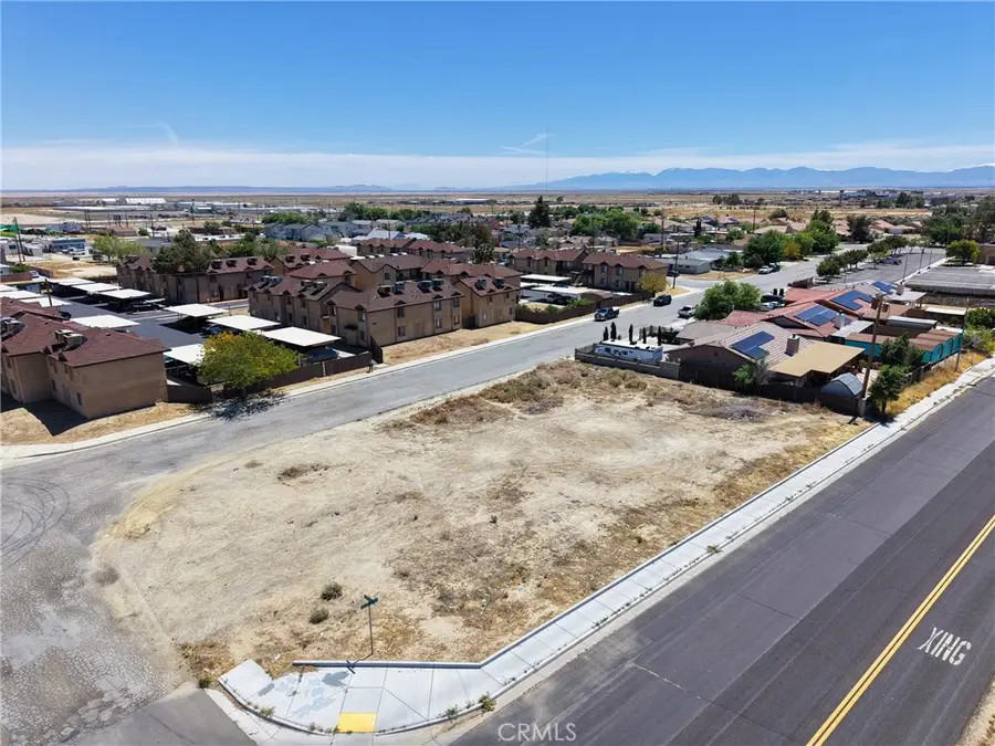 2643 Dixie Street, Rosamond, CA 93560 - #3