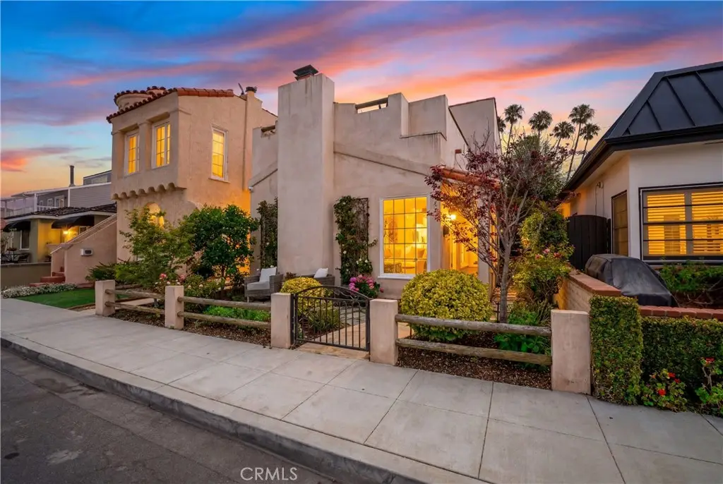 24 Via Di Roma Walk, Long Beach, CA 90803 - #1