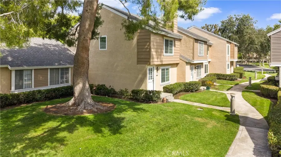 52 Greenbough, Irvine, CA 92614 - #3