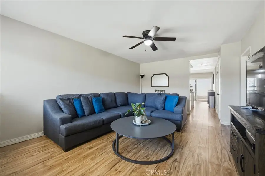 661 W 6th #B, Tustin, CA 92780 - #2