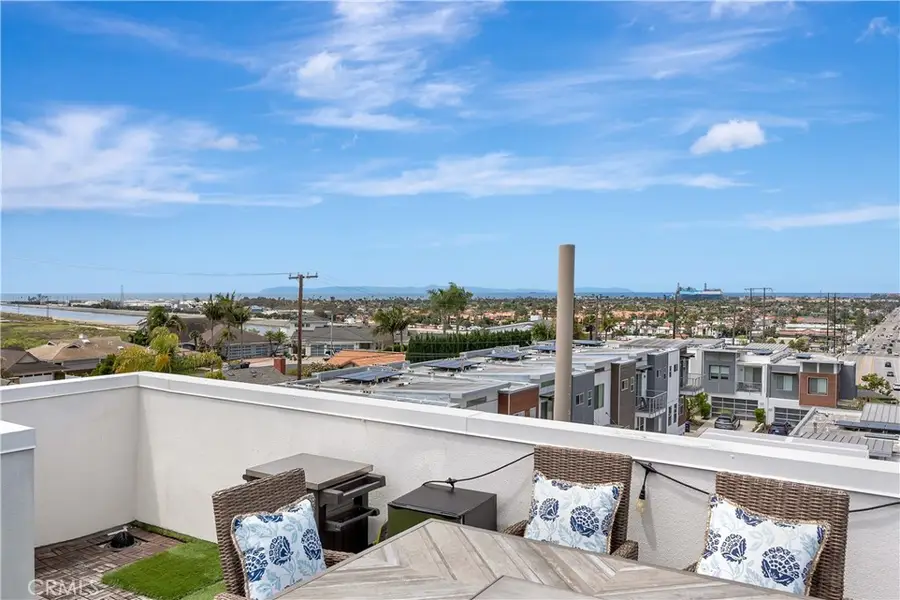 2105 Two Harbors Circle, Costa Mesa, CA 92627 - #3