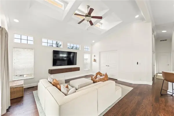 80 Huntington #624, Huntington Beach, CA 92648