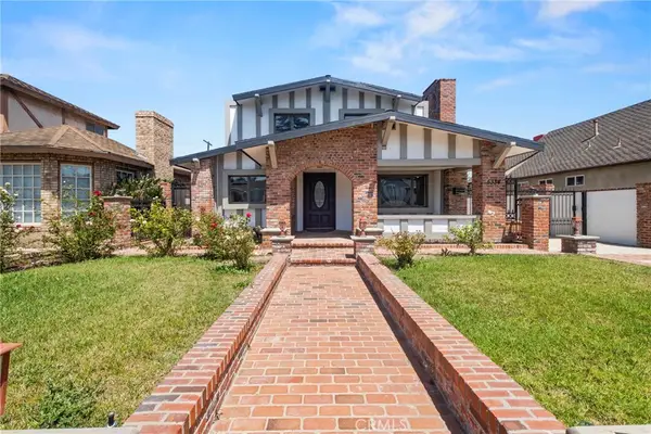 5334 S Victoria, Los Angeles, CA 90043