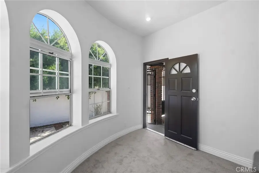 5334 S Victoria, Los Angeles, CA 90043 - #3