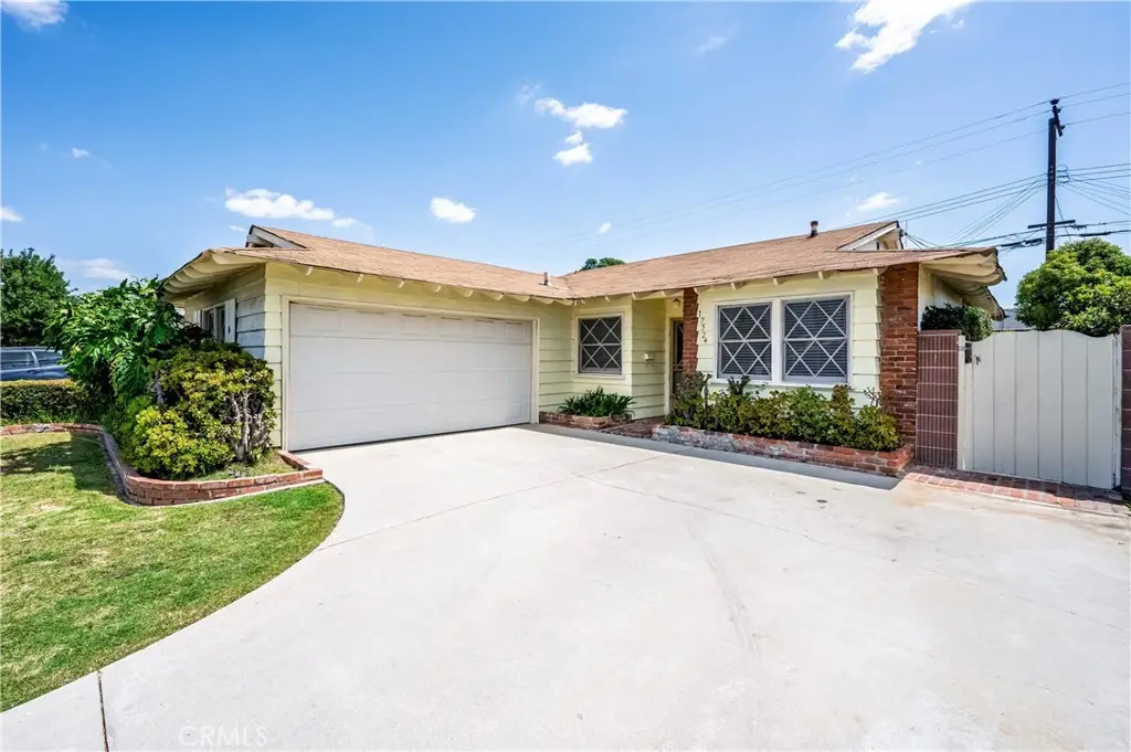 17524 Thornlake, Artesia, CA 90701 - #1