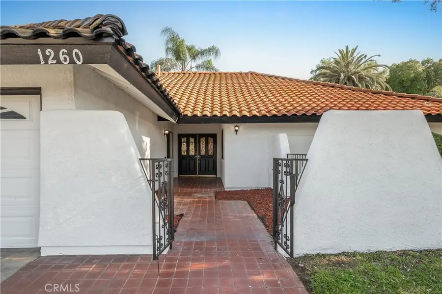 1260 Nicola Drive, Riverside, CA 92506 - #3
