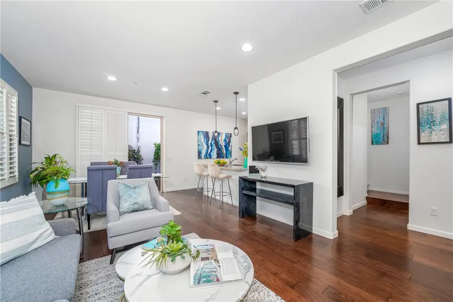 574 S Kroeger Street S, Anaheim, CA 92805 - #2