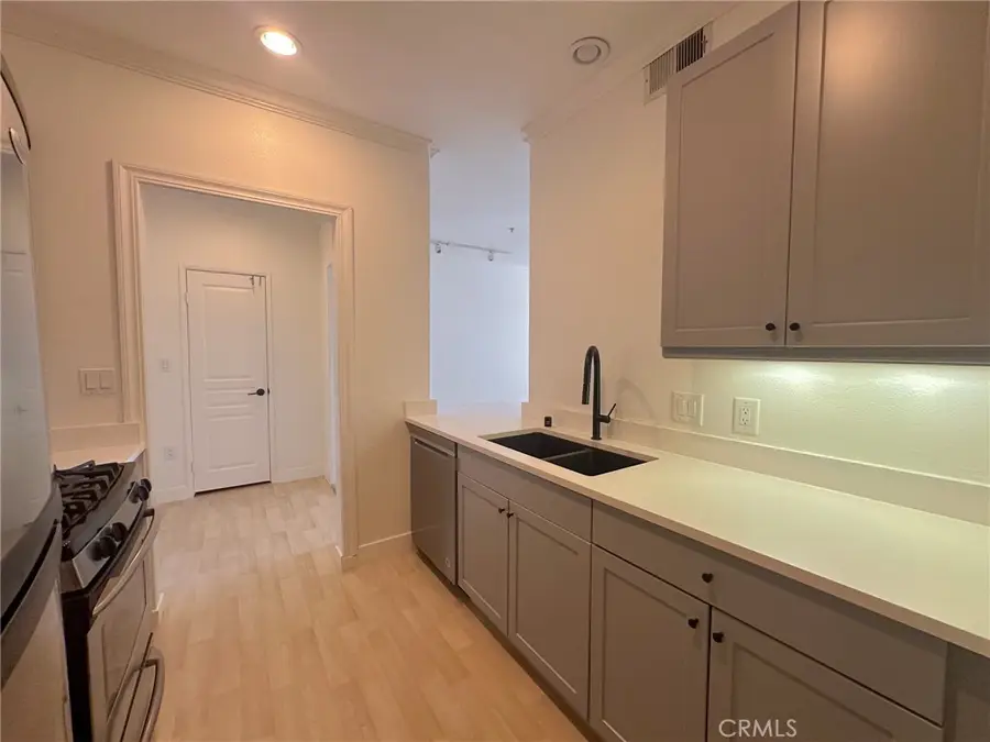 2414 Watermarke, Irvine, CA 92612 - #3