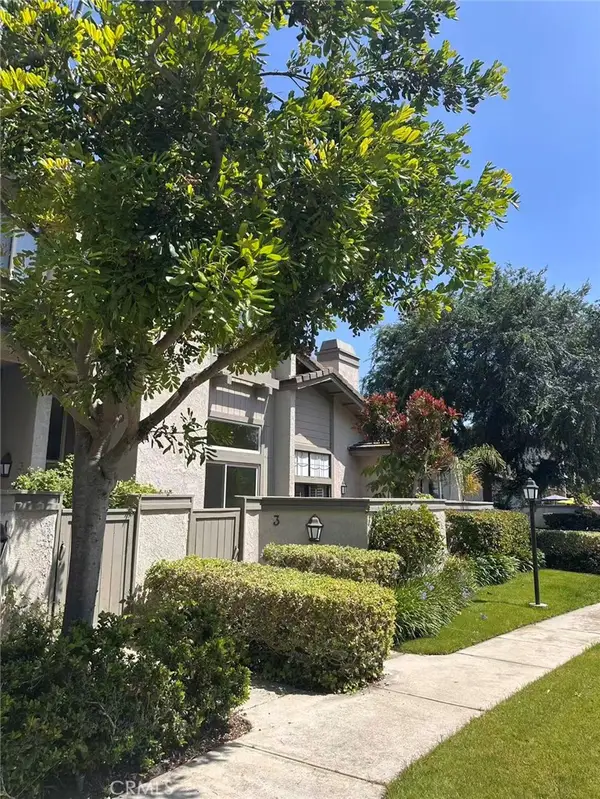 3 Moon Shadow, Irvine, CA 92603