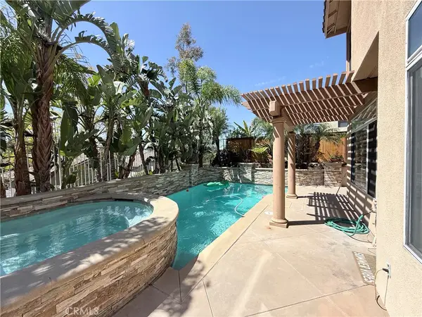 36 Via Perico, Rancho Santa Margarita, CA 92688