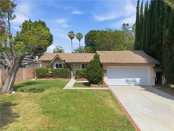 7738 Farralone, Canoga Park, CA 91304