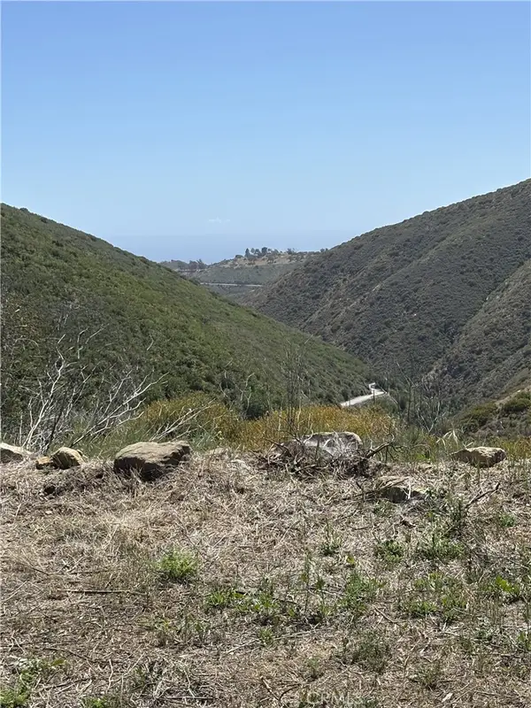 12110 Yellow Hill, Malibu, CA 90265