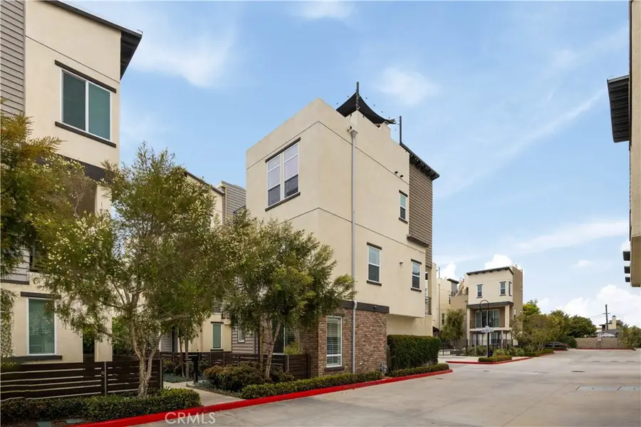 2138 Bella Court, Costa Mesa, CA 92627 - #2