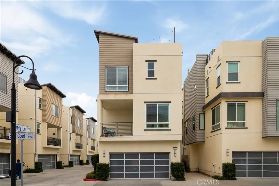 2138 Bella Court, Costa Mesa, CA 92627 - #3