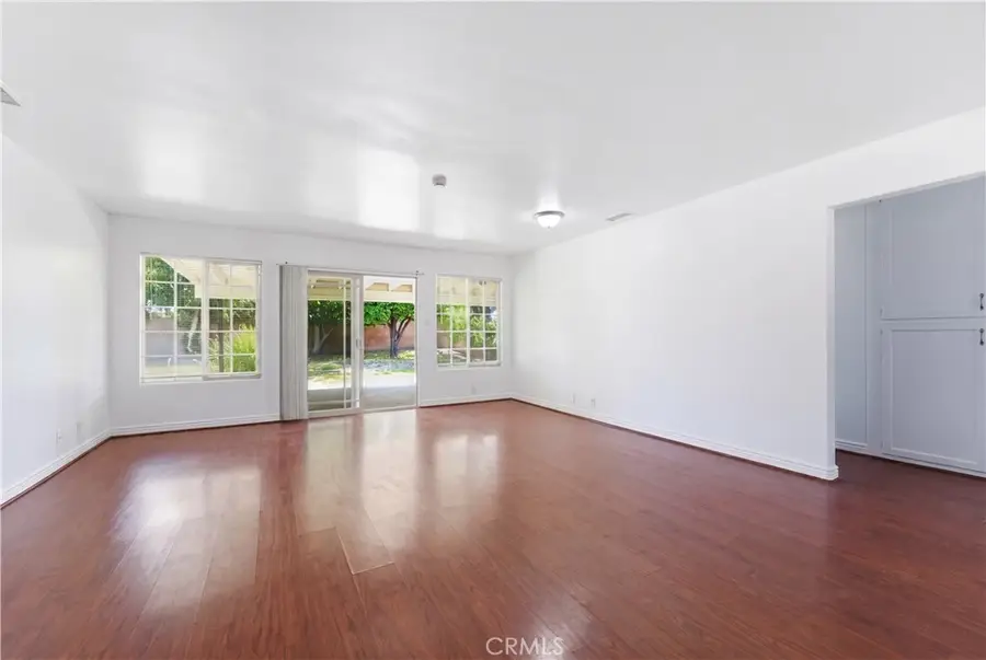8116 Ponce Avenue, Canoga Park, CA 91304 - #2