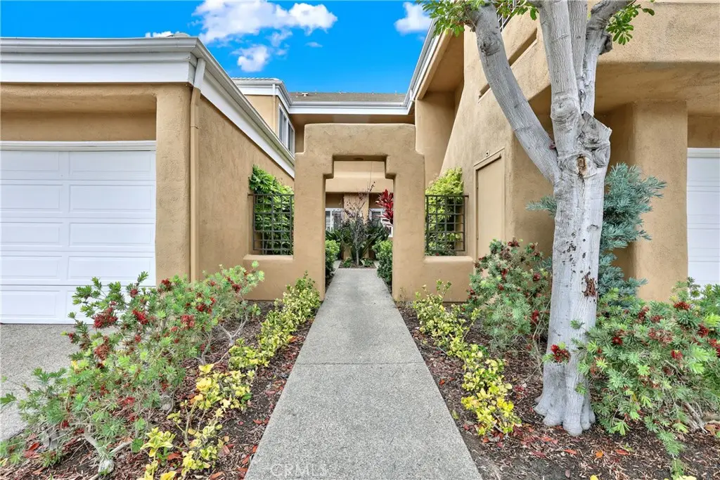 24 Vassar Aisle, Irvine, CA 92612 - #1