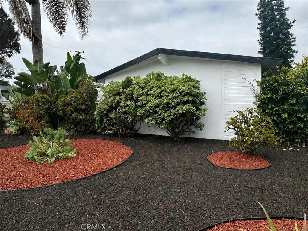 2107 Pomona, Costa Mesa, CA 92627 - #1
