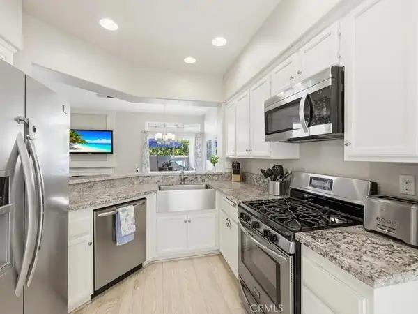 23 Paseo Estrellas, Rancho Santa Margarita, CA 92688