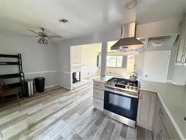 13656 Red Hill Avenue #J-32, Tustin, CA 92780