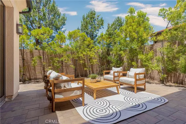 125 Della, Irvine, CA 92602