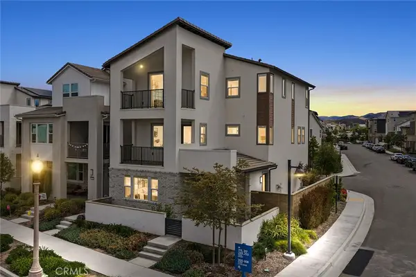 427 Flycatcher, Irvine, CA 92618
