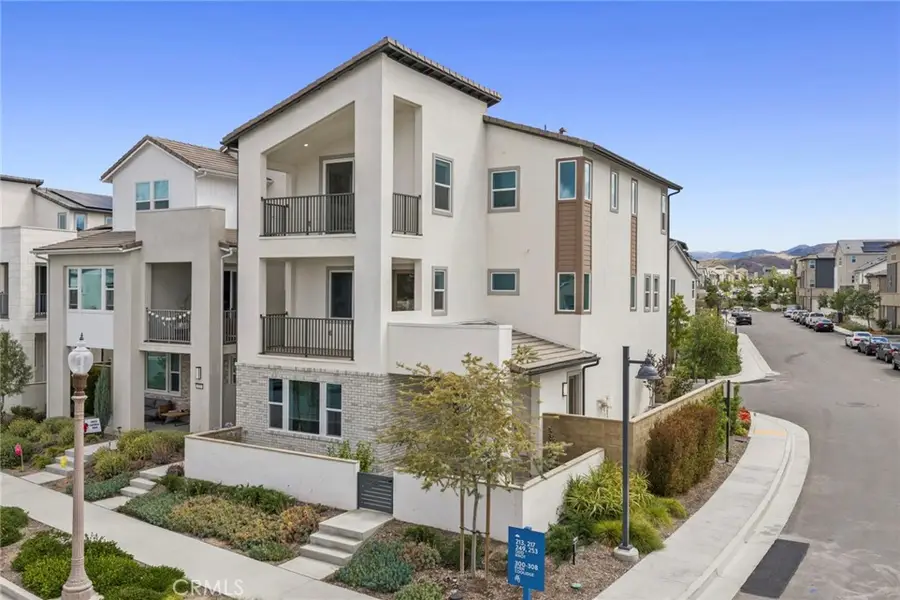 427 Flycatcher, Irvine, CA 92618 - #3