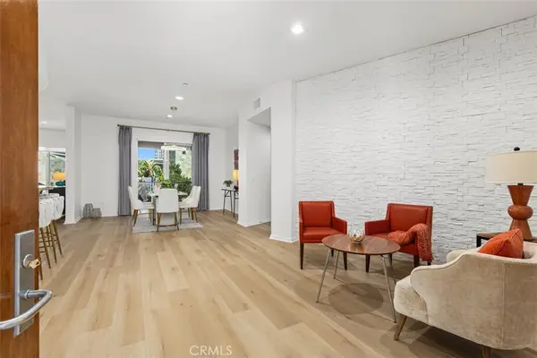21 Gramercy #220, Irvine, CA 92612
